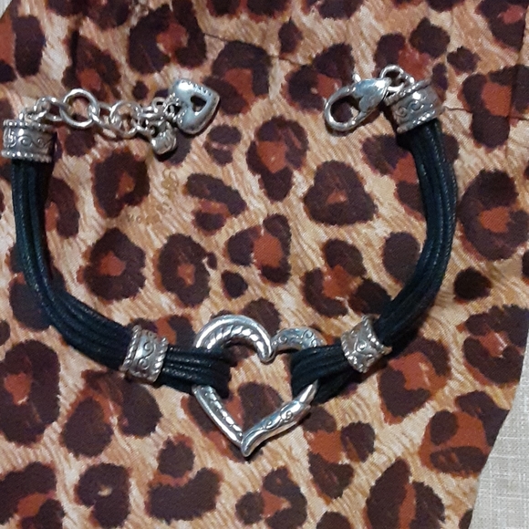 Brighton heart bracelet with drawstring pouch - Picture 2 of 3